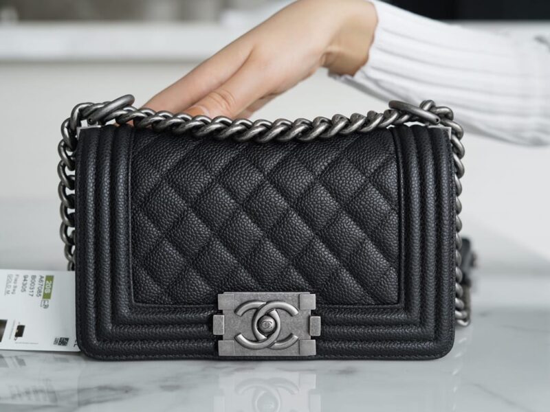 CHANEL Leboy 20 正品皮大球纹小号口盖包 A67085黑色/银扣