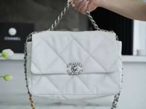 Chanel 30cm 19bag As1161/
