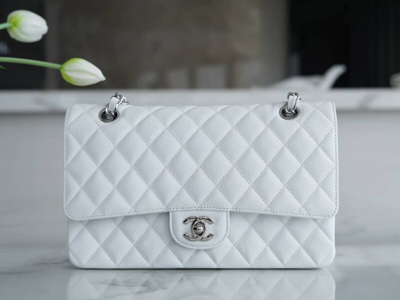 CHANEL CF Classic flap 25CM 进口牛皮鱼子酱口盖包 A01112白色/银扣