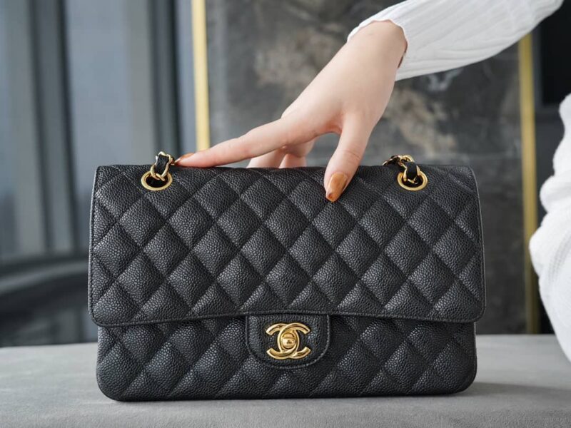 CHANEL CF Classic flap 25CM 进口牛皮大球纹口盖包 A01112黑色/金扣
