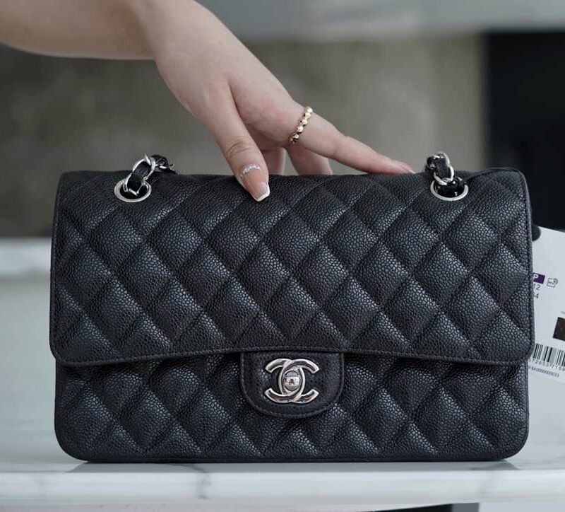 CHANEL CF Classic flap 25CM 进口牛皮大球纹口盖包 A01112黑色/银扣