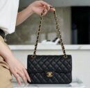 CHANEL CF23 Classic flap bag 进口牛皮鱼子酱口盖包 A01113黑色/金扣