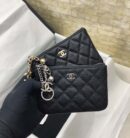 CHANEL 进口球纹卡包 钥匙扣 零钱包 A69253银扣