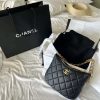 CHANEL 23A 高级手工坊系列 hobo腋下包 AS4220黑色