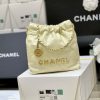 CHANEL 23S 春夏系列 mini 22 bag AS3980小鸡黄