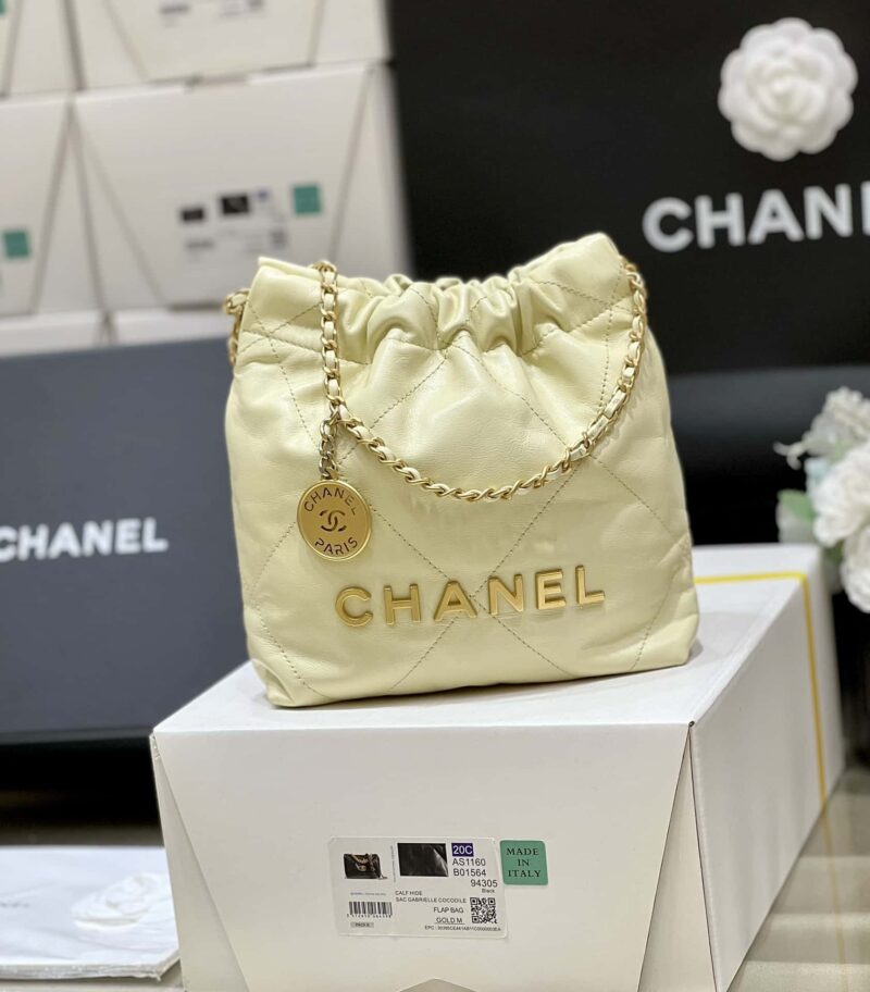 CHANEL 23S 春夏系列 mini 22 bag AS3980小鸡黄