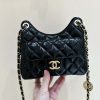 wsxc1692039832643_0.jpg CHANEL 23C 早春度假新款 5号金币吊牌hobo嬉皮包 AS3710