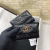 CHANEL 经典菱格纹19羊皮金扣大cc logo 按扣卡包卡套 AP1790
