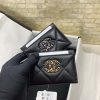 CHANEL 经典菱格纹19羊皮金扣大cc logo 卡包 AP1167