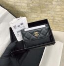 CHANEL 经典流浪包系列 胎牛皮拼色卡包 A84386