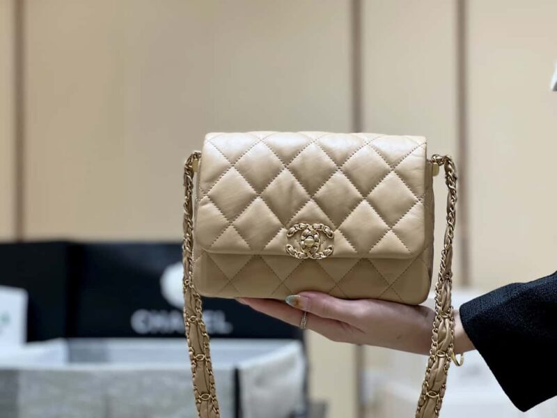 CHANEL 23K 秋冬系列 19复古豆腐包 AS4423
