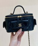 CHANEL 22k vanity case特别版手柄盒子 AP3017
