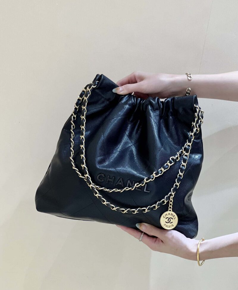 CHANEL 黑色鱼子酱皮配枪色五金 23k垃圾袋 AS3261