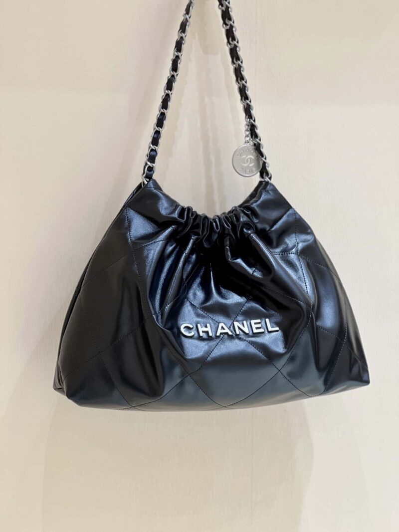 CHANEL 24C 早春度假系列 22横版垃圾袋 AS4486银色金属