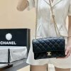 CHANEL 22k 秋冬高级成衣系列小金柱调节包 AS3609