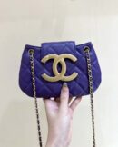 CHANEL 24C 早春度假系列 大双C复古邮差包 AS4609紫色