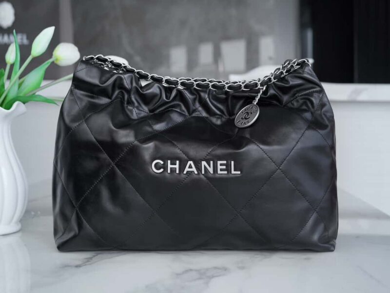 CHANEL 24C横版22手袋 AS4486黑色银扣