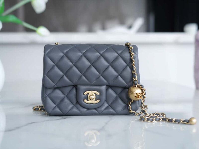 CHANEL 金属球方胖子 AS1786深灰色