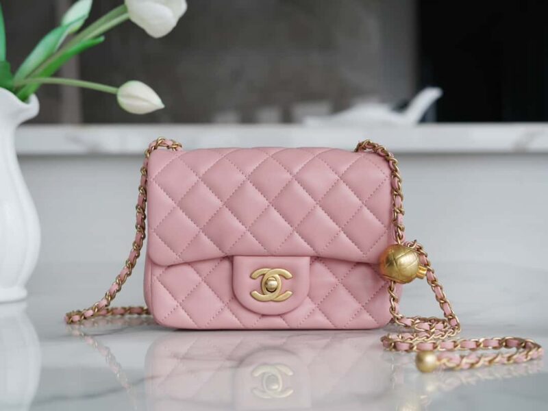 CHANEL 金属球方胖子 AS1786粉色