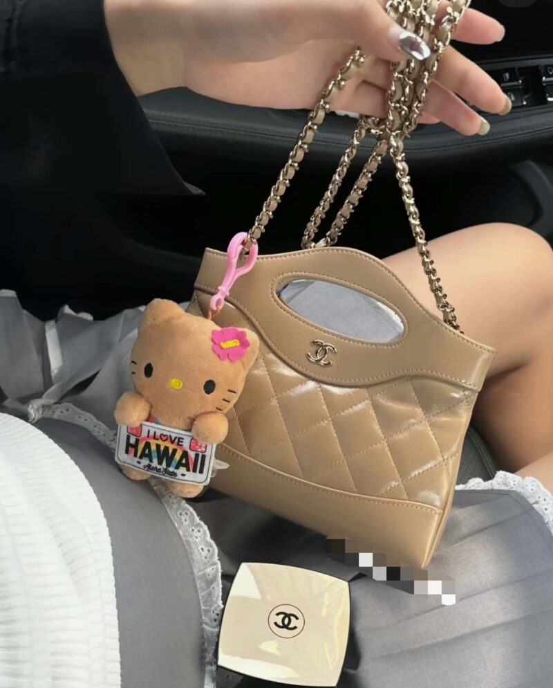 𝐂𝐇𝐀𝐍𝐄𝐋 𝟐𝟒𝐬 横款31bag 𝐧𝐚𝐧𝐨 奶茶杏🧋AP3656 - Image 2