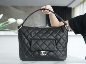 Chanel 23B hobo As4347
