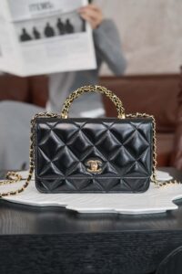 Chanel 24b Flap Woc Ap4166 B17675 94305
