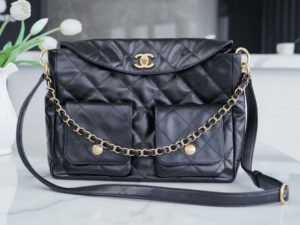 Chanel 24p hobo As4668