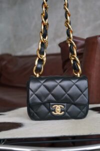 Chanel 22s cf mini As3213