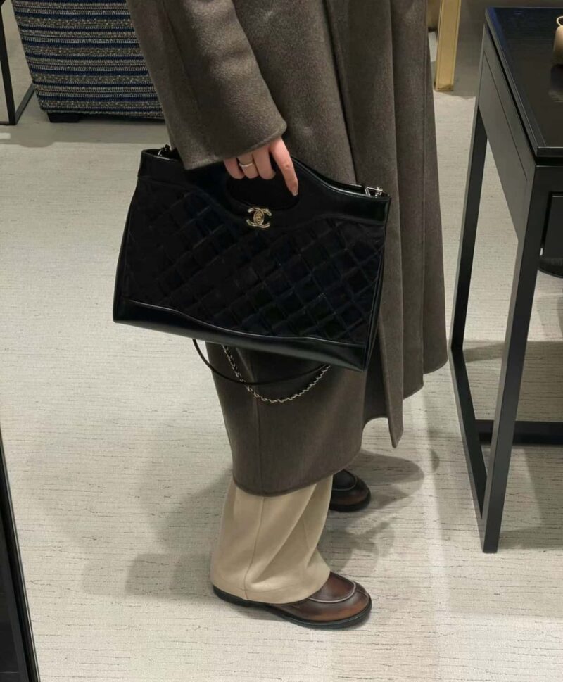 𝐂𝐡𝐚𝐧𝐞𝐥 24S 31bag 横版中号 黑色➿正品皮 AS4854 - Image 2