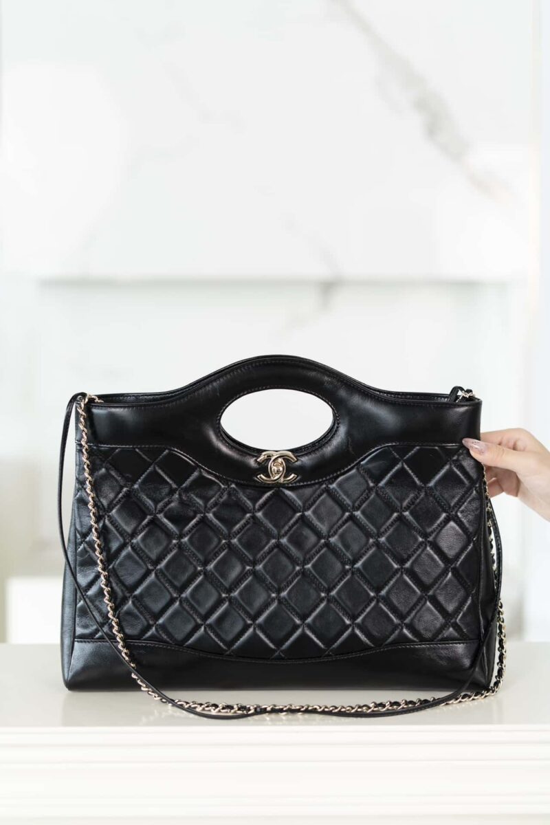 𝐂𝐡𝐚𝐧𝐞𝐥 24S 31bag 横版中号 黑色➿正品皮 AS4854