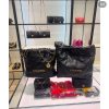𝐂𝐇𝐀𝐍𝐄𝐋 𝟐𝟒𝐛新款荔枝纹 𝟐𝟐手袋 中号黑色金扣 AS3261