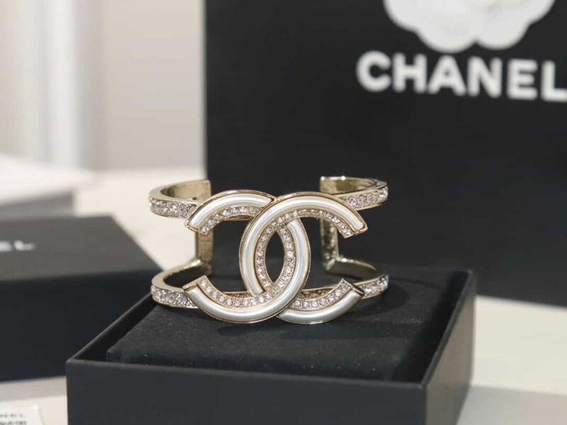 CHANEL香奈儿双c开口手镯 - Image 2