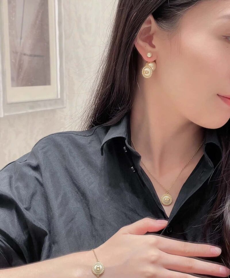 ☑️DIOR迪奥CD滴油大小珍珠耳钉耳环 - Image 4