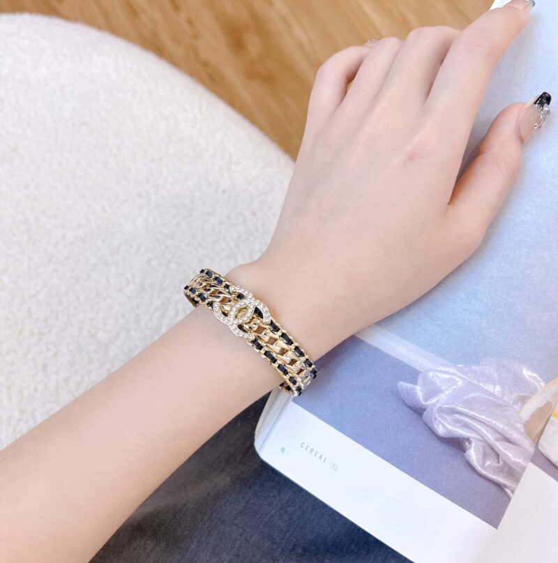 ☀️☑️ 香奈儿双c黑皮绳开口手镯手环 ☀️ - Image 4