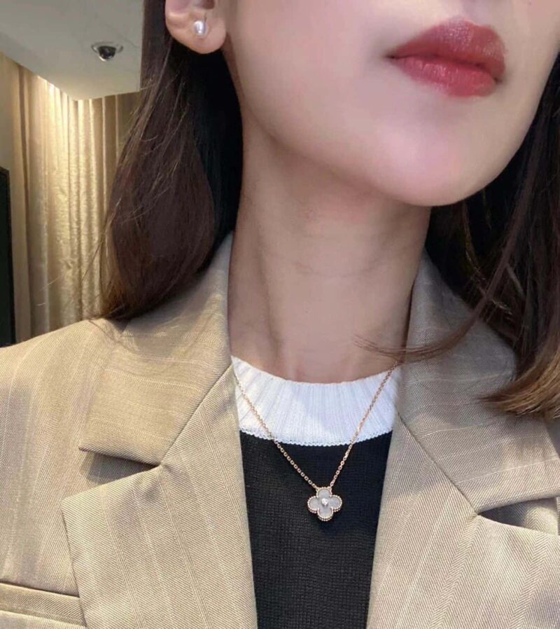 ☀️Van Cleef &Arpels 梵克雅宝彼得石项链 ☀ - Image 3