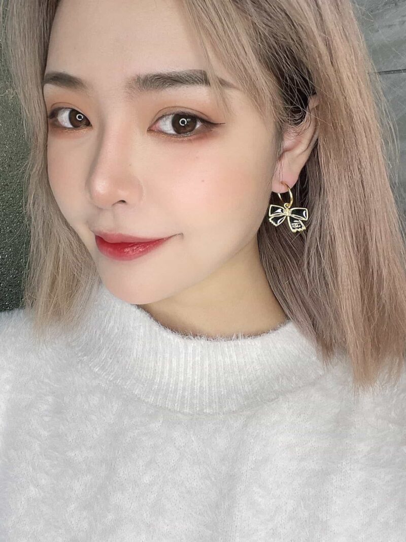 CHANEL香奈儿蝴蝶结耳钉耳环 - Image 3
