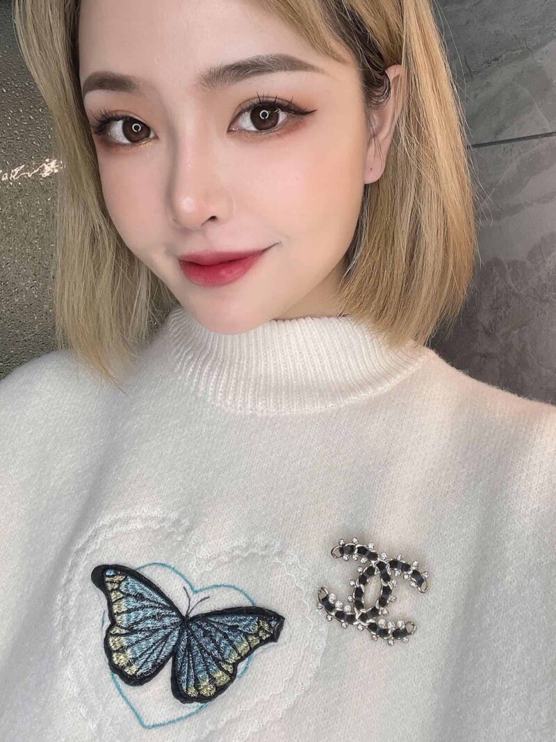 CHANEL香奈儿双c黑皮绳胸针 - Image 3