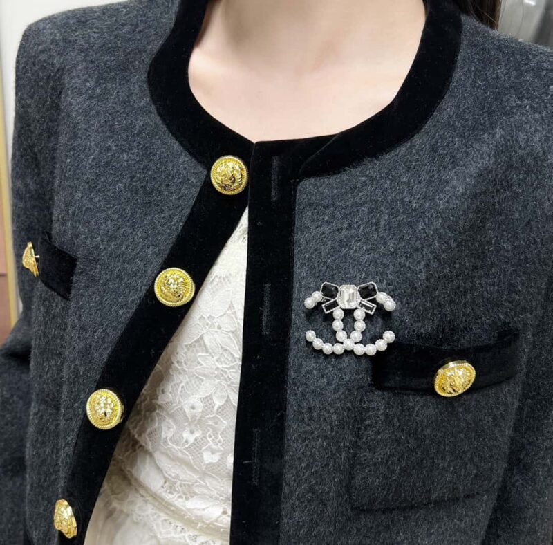 ☀️☑️ 香奈儿双c蝴蝶结珍珠胸针 ☀️ - Image 2