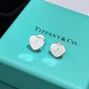 ☀Tiffany&Co.蒂芙尼LOVE系列银色光面爱心桃心耳钉 ☀