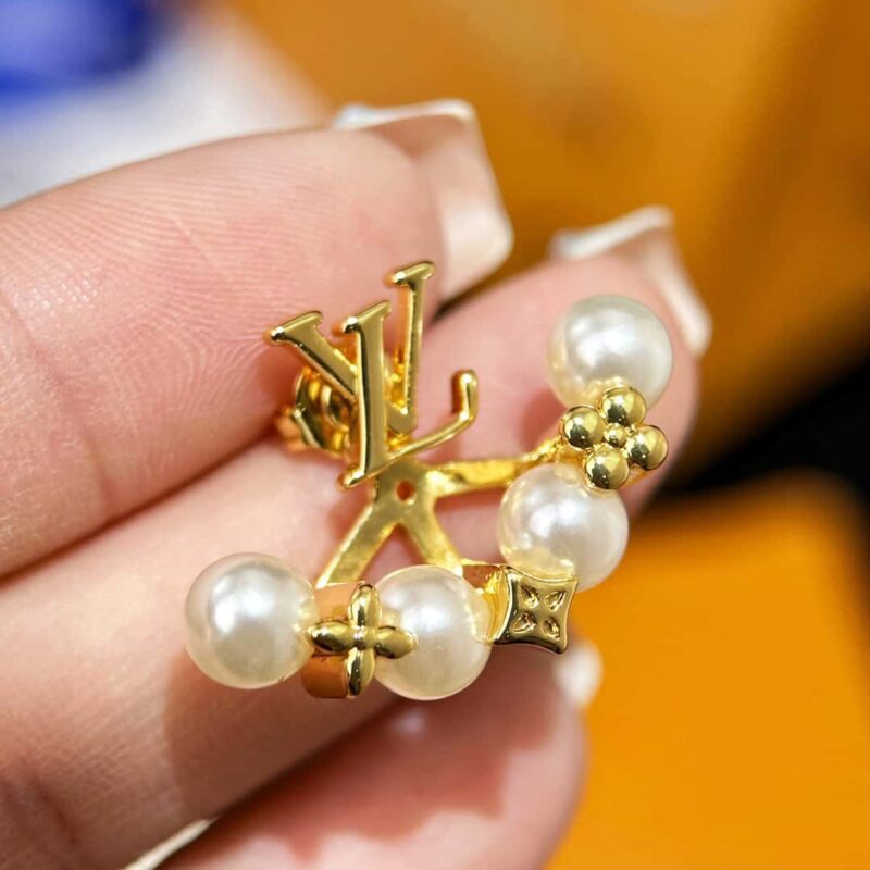 M01258 ☀Louis Vuitton 路易威登MINIGRAM PEARLS 耳钉耳环 ☀ - Image 13