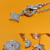 ☀Louis Vuitton 路易威登菱形钻石项链 耳钉 ☀ LV lconic Pearls 项链
