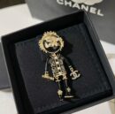 CHANEL香奈儿双c黑金狮子胸针 钥匙扣