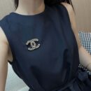 香奈儿满钻双c胸针