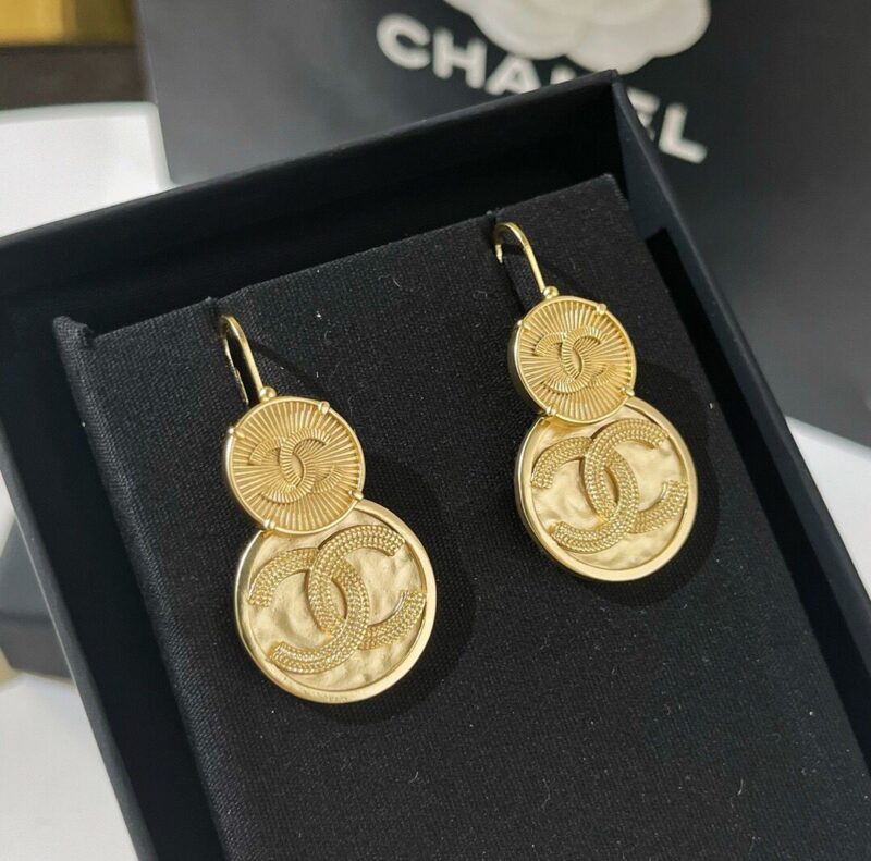 CHANEL香奈儿双c古圆形金币耳钉耳环