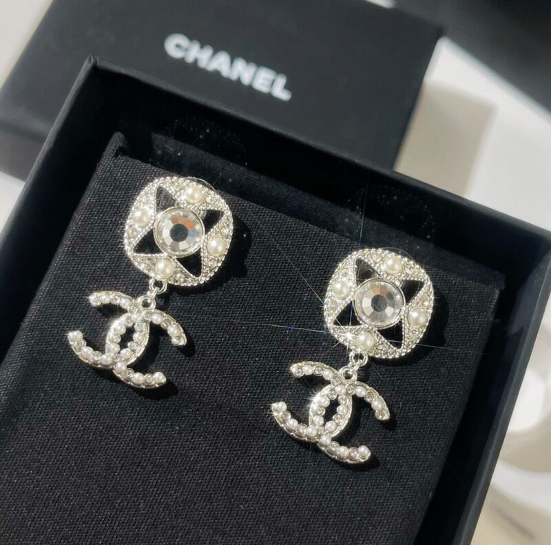 CHANEL香奈儿双c耳钉耳环 - Image 2