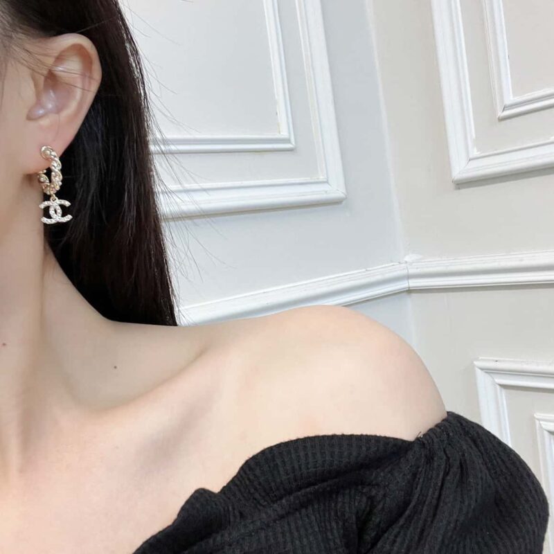 ☀️☑️ 香奈儿C2双c麻花粉钻珍珠耳钉耳环 - Image 7