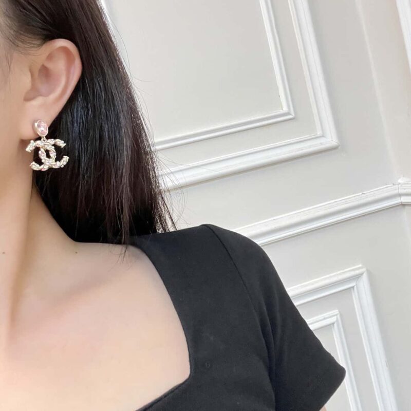 ☀️☑️ 香奈儿C2双c麻花粉钻珍珠耳钉耳环 - Image 7