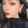 CHANEL香奈儿双c珍珠皇冠耳钉耳环