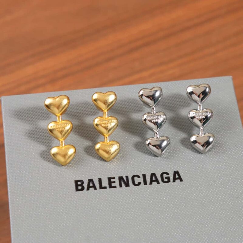 ☀️️巴黎世家BALENCIAGA三心桃心爱心耳钉耳环 - Image 7