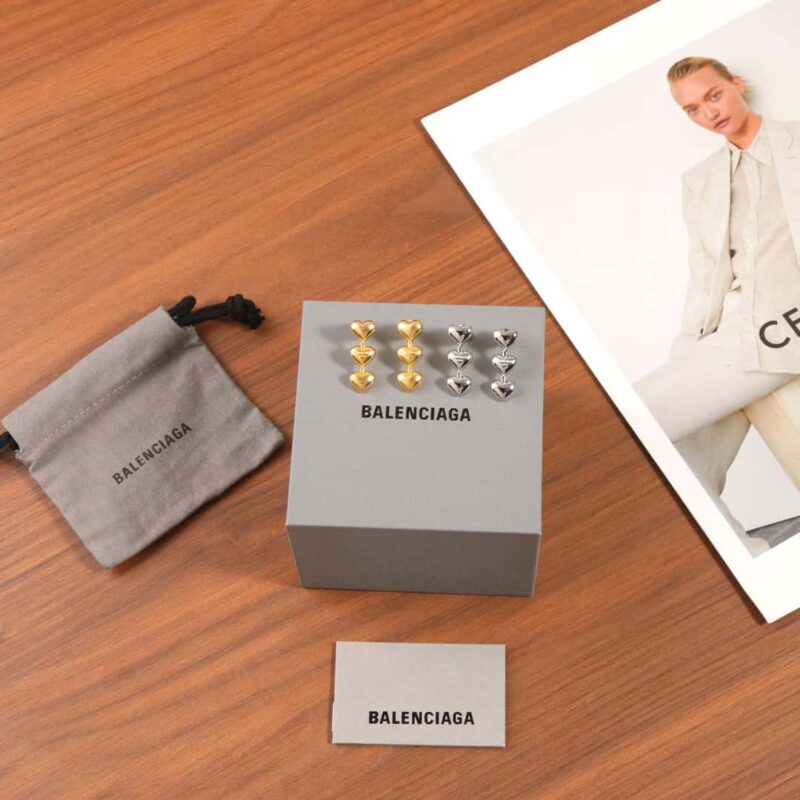 ☀️️巴黎世家BALENCIAGA三心桃心爱心耳钉耳环 - Image 8